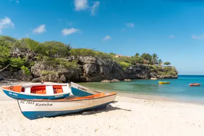 /Playa-Lagun-1.jpg